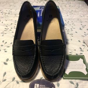 White Mountain Shoes 7M
